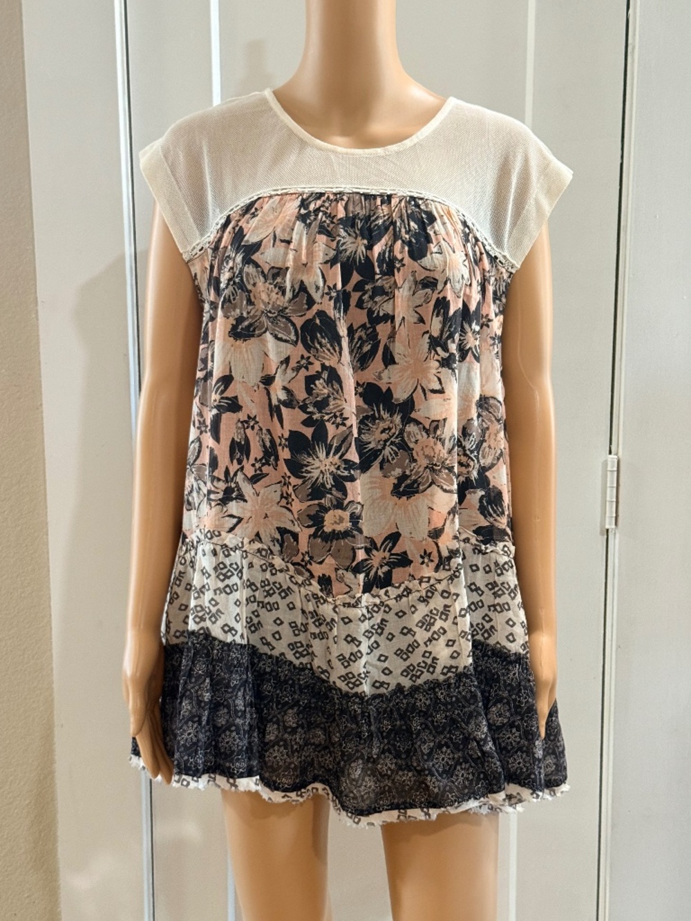 Free People Cream and Black Asymmetrical Sleeveless Blouse Size XS